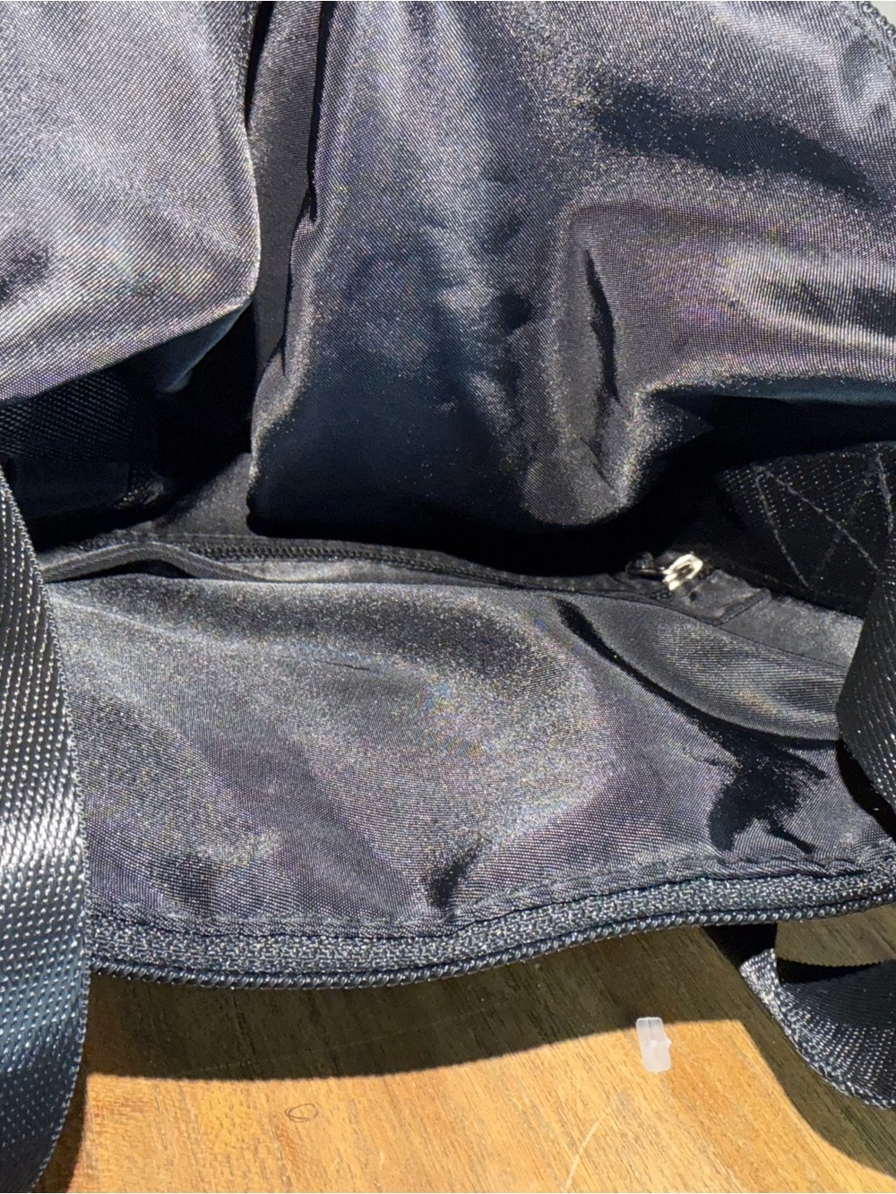 The Foldie Black Men's Messenger Crossbody - Picture 3 of 4